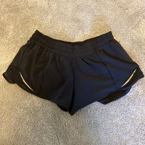 Lululemon Hotty hot shorts